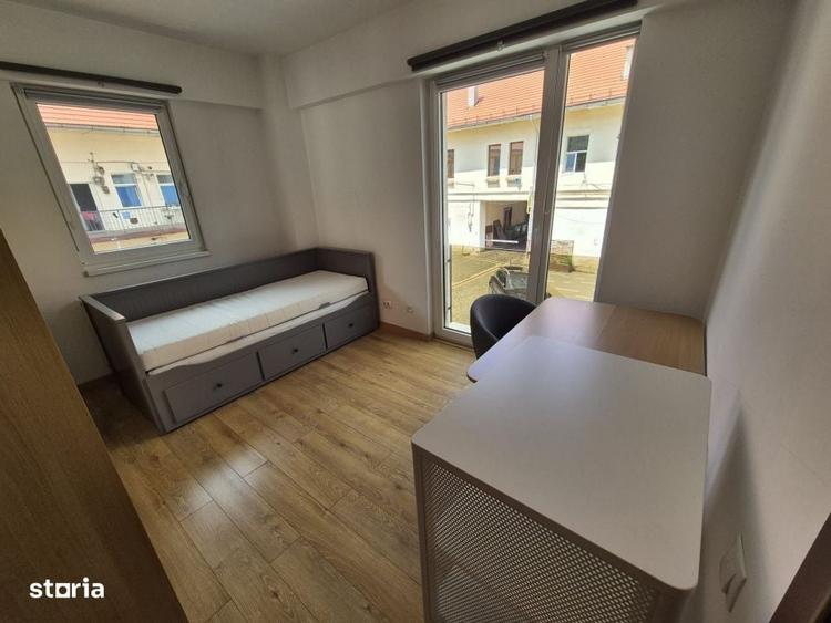 Apartament cu 3 camere în Ultracentral