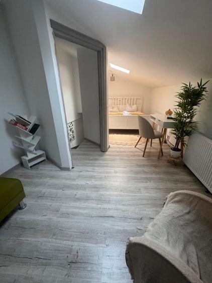 Apartament cu 4 camere decomandat, mobilat în Ștefan cel Mare