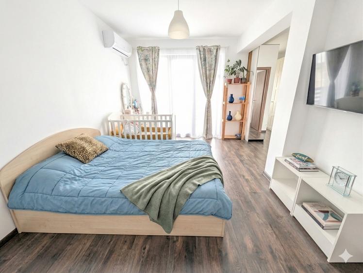 Casă individuală cu 4 camere cu Teren 233 Mp în Tunari