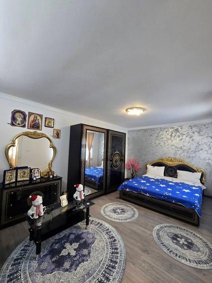 Casă cu 4 camere în Central