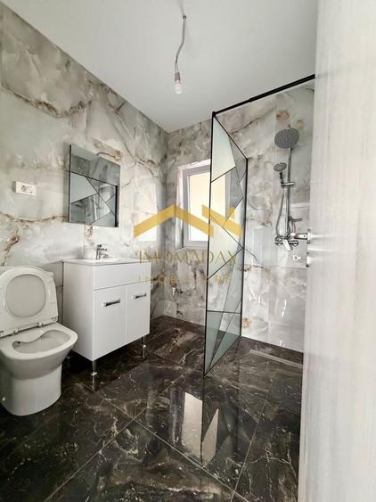 Duplex cu 3 camere cu Canalizare în Bucovăț (Remetea Mare)