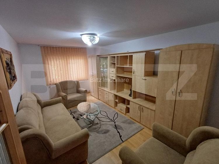 Apartament 2 camere, zona Stefan Cel Mare