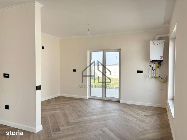 Casă cu 4 camere cu Teren 500 Mp în Sântandrei
