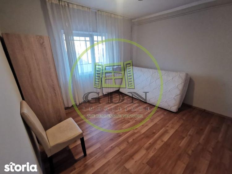 Apartament cu 3 camere decomandat în Decebal