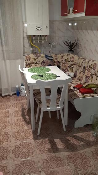 Apartament cu 2 camere decomandat în Micro 5