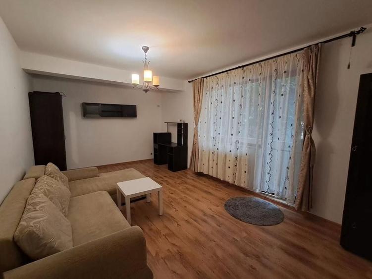 Apartament cu 2 camere decomandat, mobilat în Apărătorii Patriei