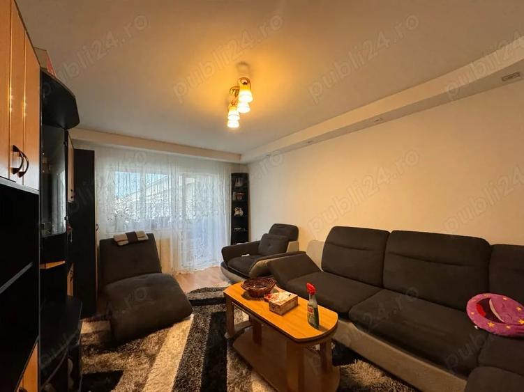 Apartament cu 3 camere decomandat în Dorobanți