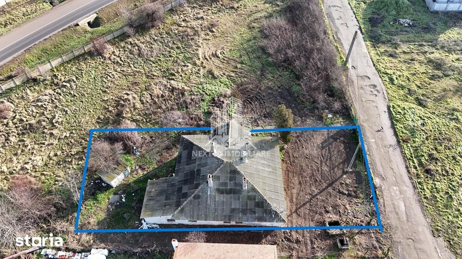 Casă cu 8 camere cu Teren 804 Mp în Limanu