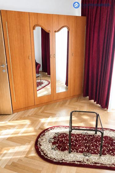 Apartament cu 3 camere decomandat, mobilat în Unirii