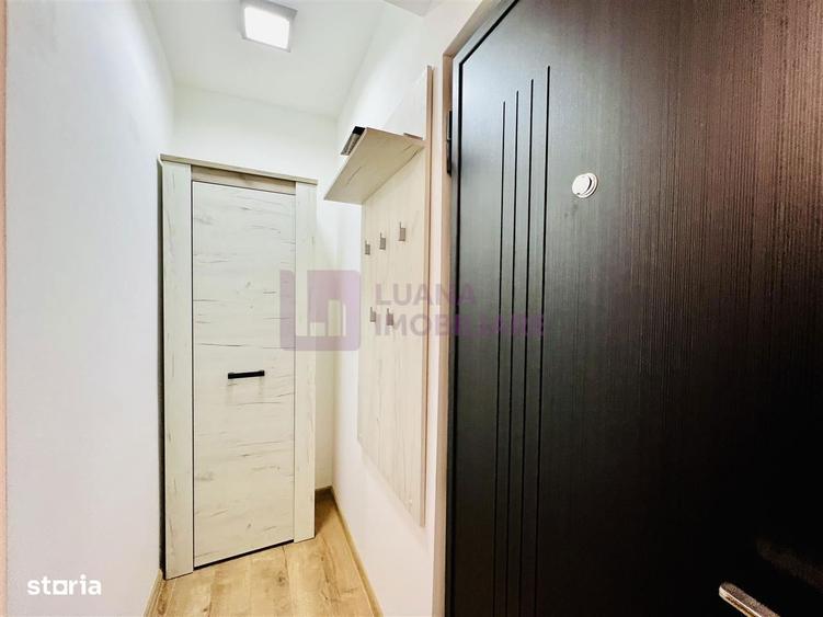 Apartament cu 3 camere decomandat, mobilat în Ștrand