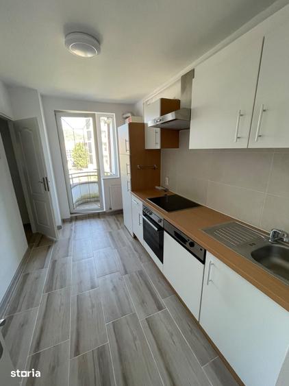 Apartament cu 3 camere decomandat în Orașul Vechi