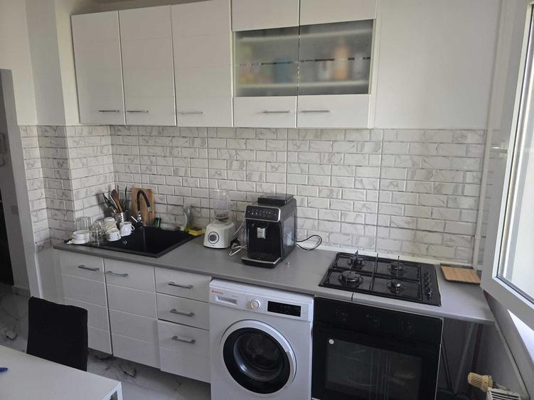 Apartament cu 2 camere decomandat în Dristor