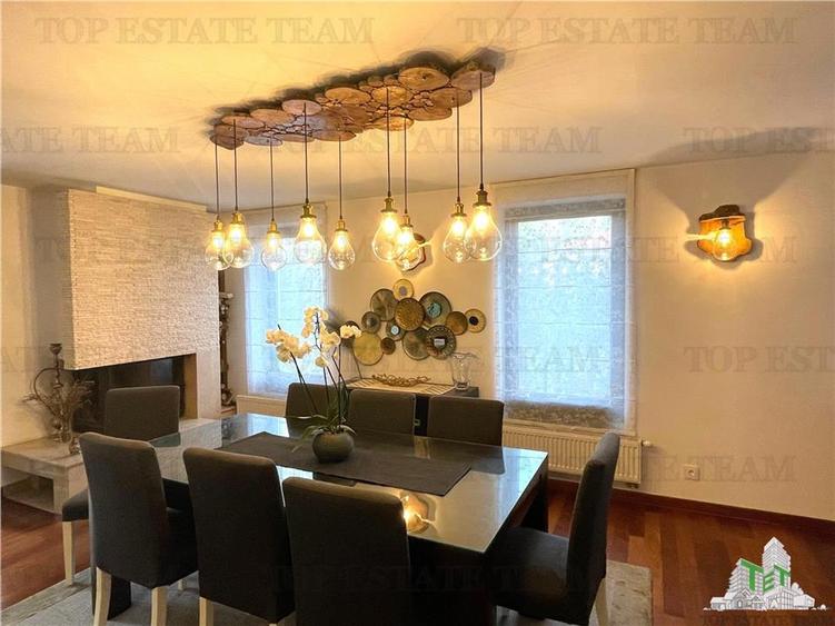 Casă individuală cu 7 camere cu Teren 1000 Mp în Corbeanca