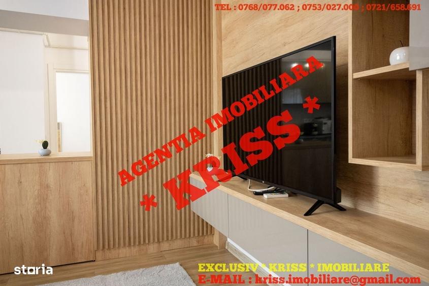 Apartament cu 4 camere decomandat în Ultracentral