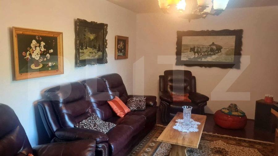Casă individuală cu 7 camere cu Canalizare în Năsăud