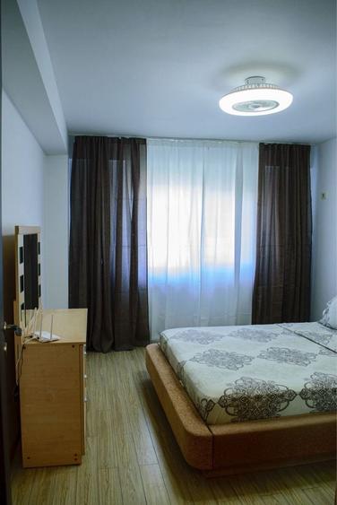Apartament cu 2 camere semidecomandat în Roșu