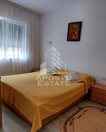 Apartament cu 2 camere semidecomandat, mobilat în Giroc