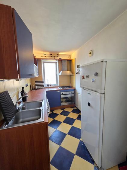 Apartament cu 2 camere semidecomandat în Tineretului