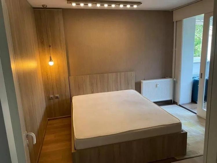 Apartament cu 3 camere semidecomandat, mobilat în Titan