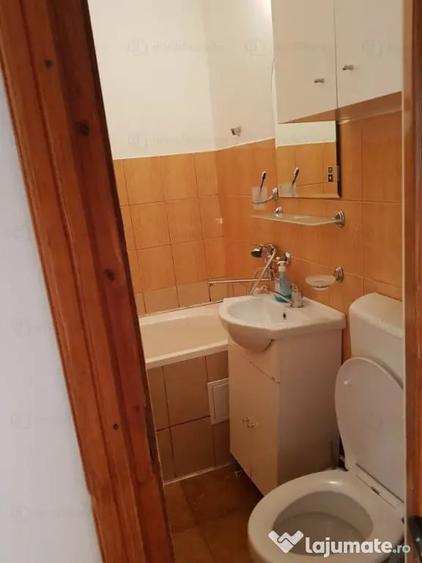 Apartament cu 2 camere semidecomandat în Apollo