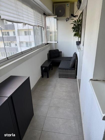 Apartament cu 3 camere decomandat, mobilat în Apărătorii Patriei