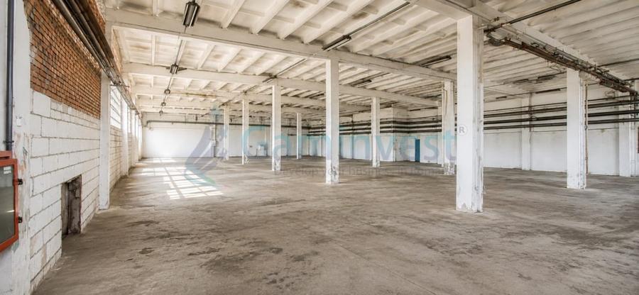 Spațiu industrial, de 740 mp, în Centura