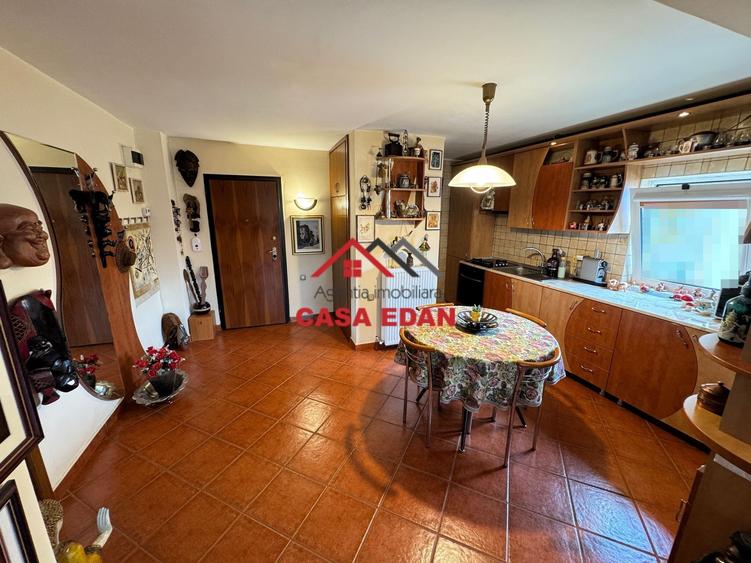 Apartament cu 3 camere în Câmpina