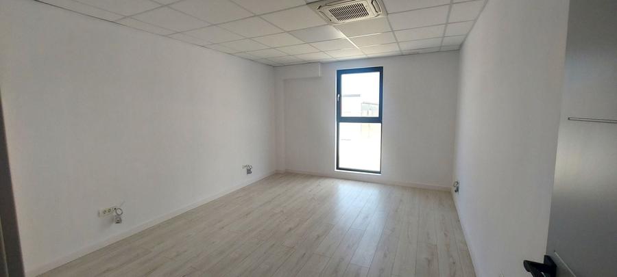 Spațiu industrial, de 650 mp, în Rudeni