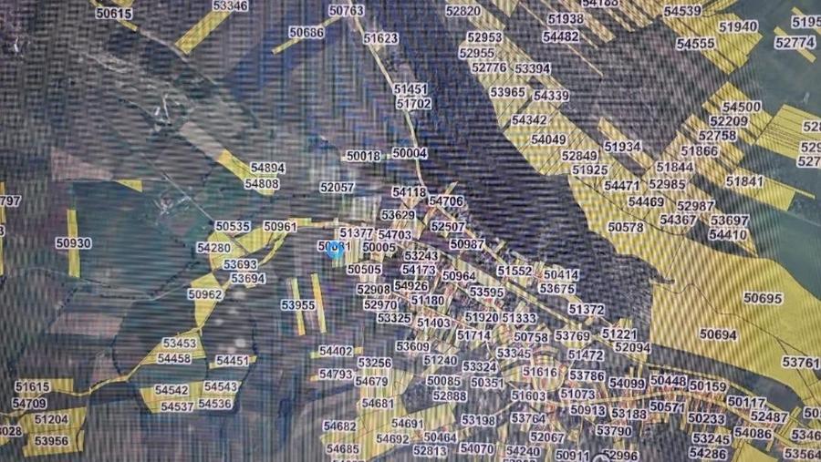 Teren agricol intravilan de 2100 mp, în Berghia