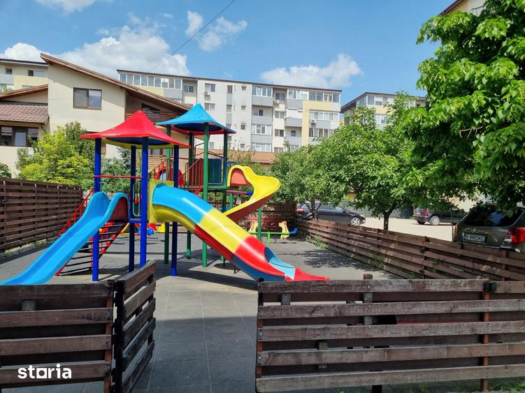 Apartament cu 2 camere decomandat, mobilat în Central