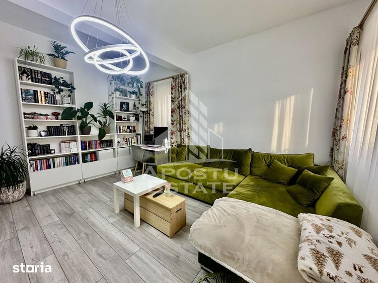Apartament cu 3 camere decomandat în Girocului