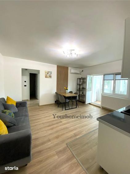 Apartament cu 2 camere semidecomandat în Craiovița Nouă