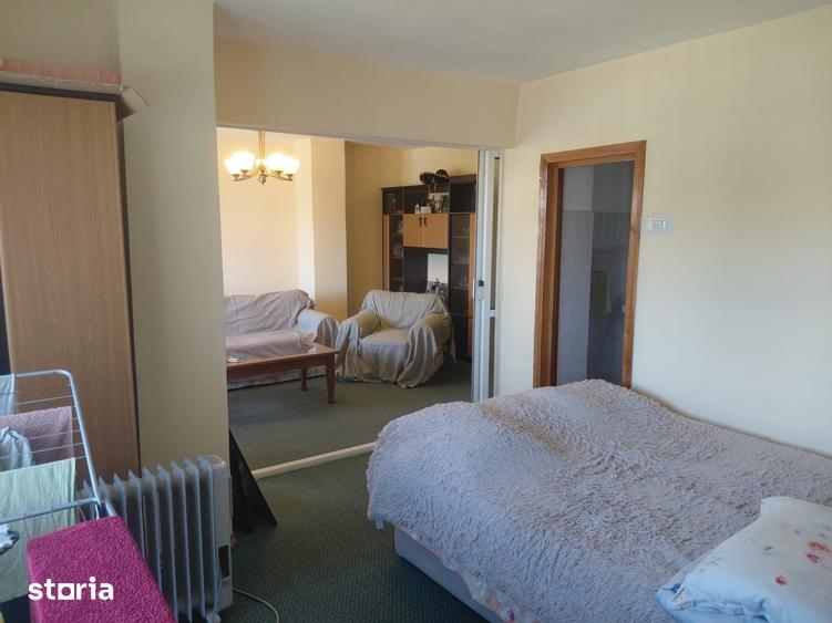 Apartament cu 3 camere în Ultracentral