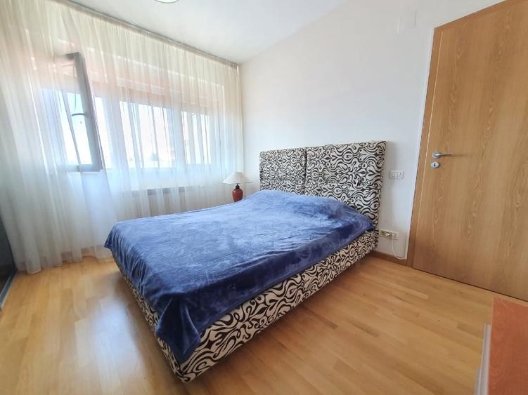 Apartament cu 5 camere decomandat în Herăstrău