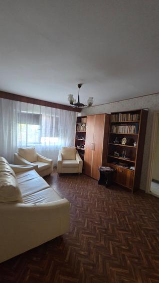 Navodari-Centru, apartament 2 camere, etaj 1/4,centrala gaz, 55000 euro - 4