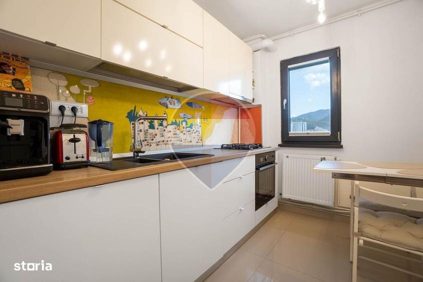 Apartament cu 3 camere semidecomandat în Gării