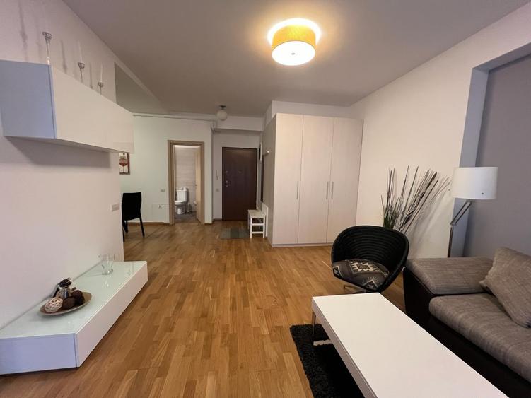 Apartament cu 2 camere decomandat, mobilat în Herăstrău