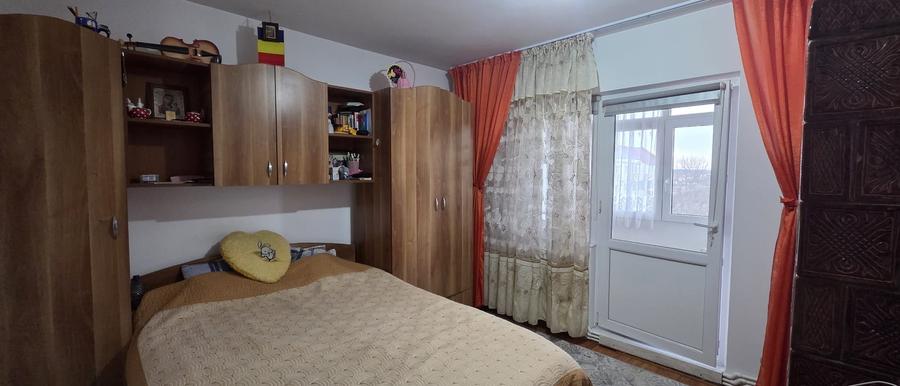 Apartament cu 2 camere decomandat în Vest