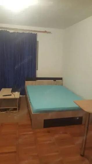 Garsonieră decomandată în Băneasa