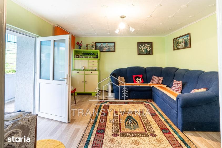 Casă cu 4 camere cu Teren 1425 Mp în Țaga