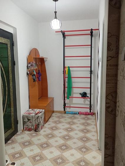 Vanzare apart. 2 camere, 56 mp, Zona Veteranilor, renovat, utilat,mobilat, cu centrsla, aer condi?. - 2