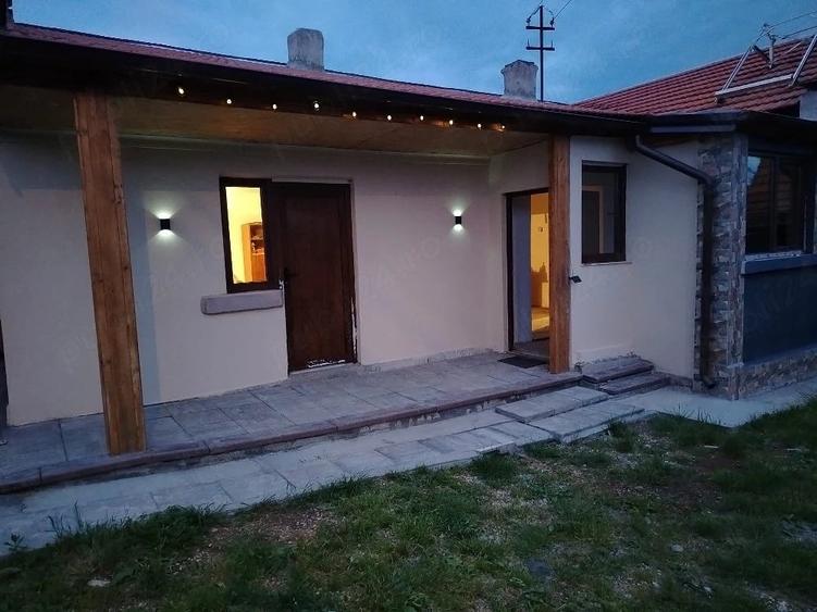 Casă cu 3 camere cu Teren 940 Mp în Central