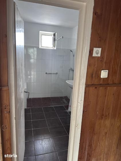 Apartament cu 2 camere decomandat în Soarelui