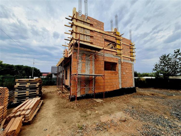 Casa individuala P+1 de vanzare in Visan- Barnova cu priveliste frumoasa - 3
