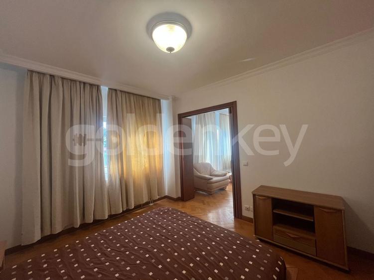 Apartament cu 3 camere decomandat, mobilat în Primăverii