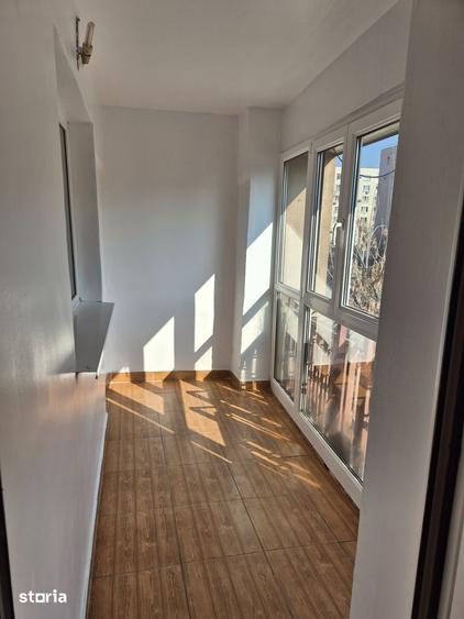 Apartament cu 4 camere decomandat în Militari