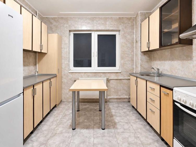 Apartament cu 2 camere decomandat în Brâncoveanu