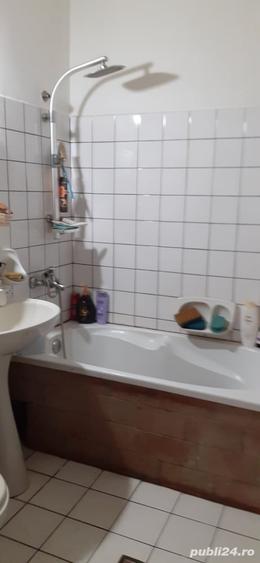 Casă cu 4 camere cu Teren 710 Mp în Central