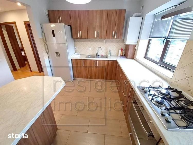 Apartament cu 3 camere semidecomandat în Europa
