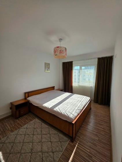 Apartament cu 3 camere decomandat, mobilat în Rahova